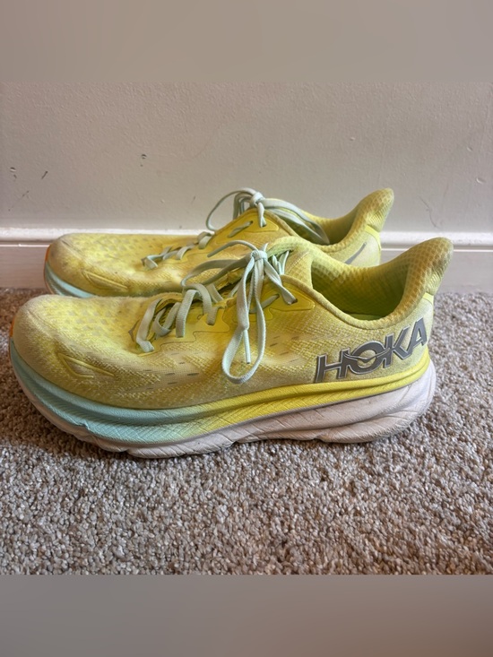 Hoka One One Shoes - HOKA Clifton 9 Running Shoes Yellow Wide Women's 10D Cushioned Sneaker